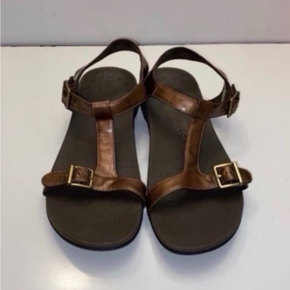 Vionic by Orthaheel Adriane Bronze T-Strap Sandals - Picture 3 of 7